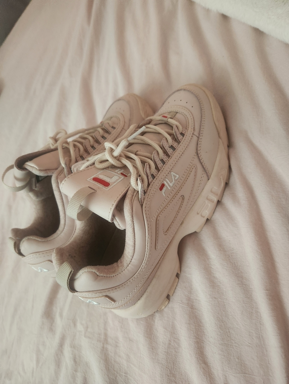 FILA Disruptor II Chunky Sneakers - Strawberry Milkshake